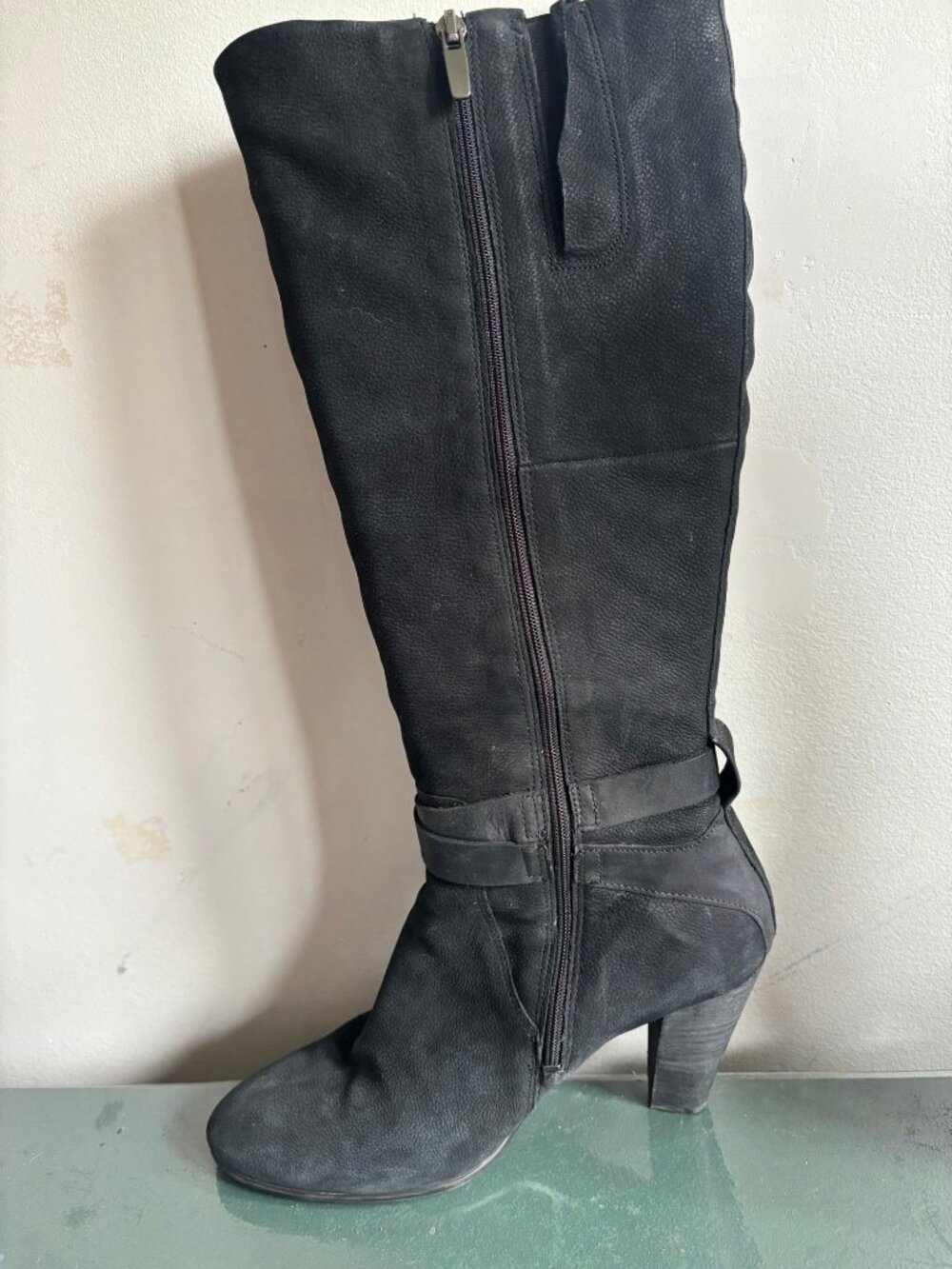 ecco Danish design Black suede heeled boots - Picture 3 of 5
